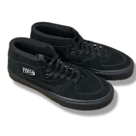 VANS HALF CAB BLACK（US）