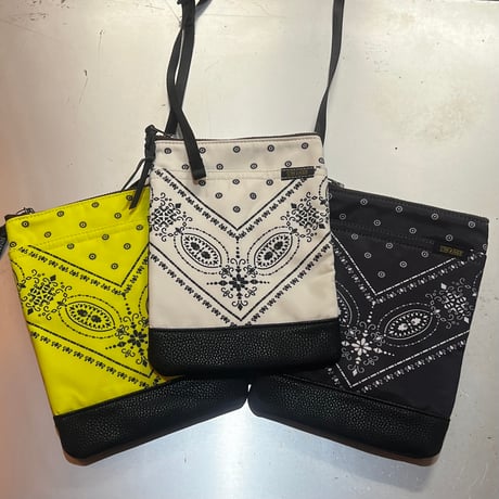 Vin&Age TYPE VBG8 COMPACT CROSSBODY BAG