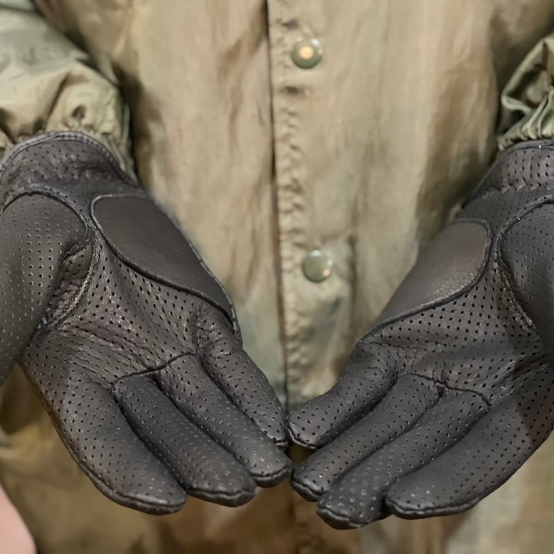 UNCROWD 243-66-001 MCG SHORT MESH GLOVE | LOCAL