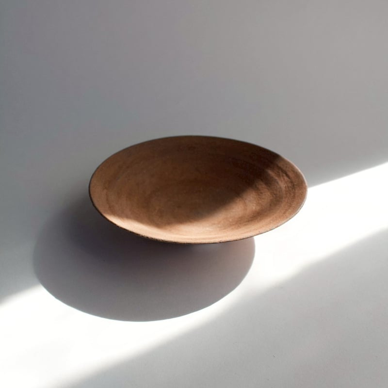 二階堂明弘 no.6 やきしめリム皿（中・赤） | eatrip soil