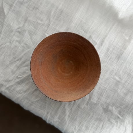 二階堂明弘 no.4　やきしめ三角碗（赤茶）