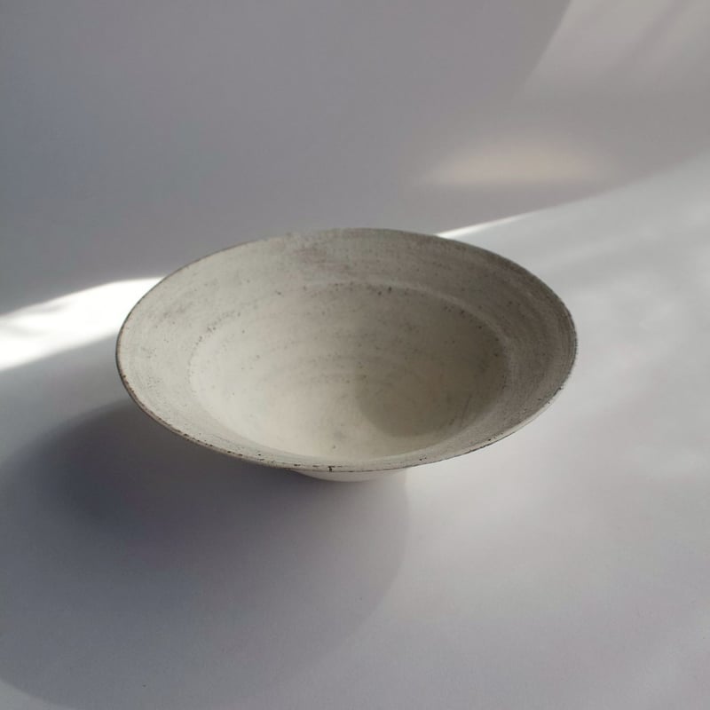 二階堂明弘 no.12 やきしめリム鉢（白） | eatrip soil