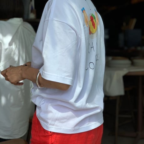 とびきりおいしいおうちごはんTシャツ_オムライス バックプリントT