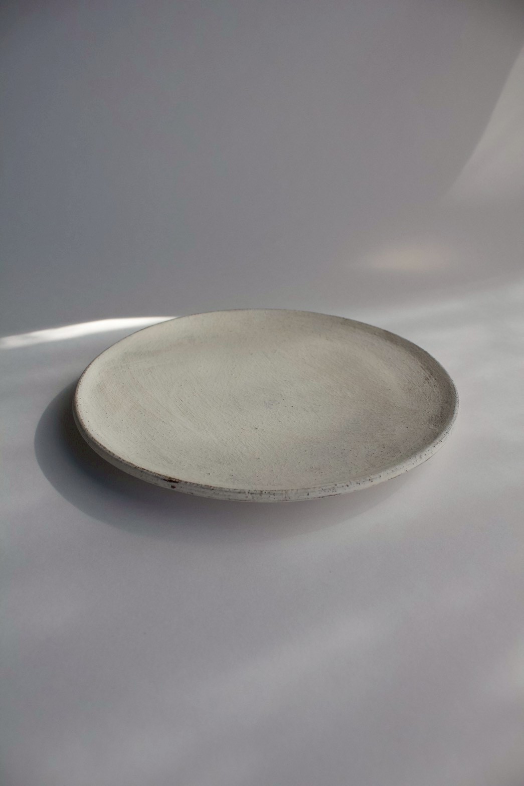 二階堂明弘 no.14 やきしめプレート（白） | eatrip soil