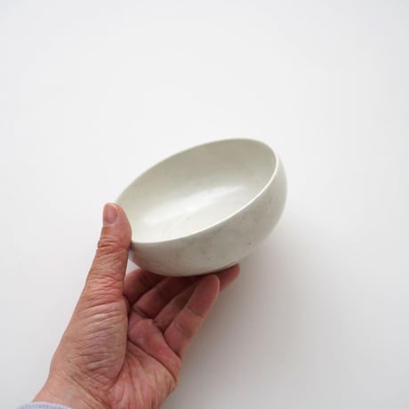 竹下努・青白磁丸小鉢