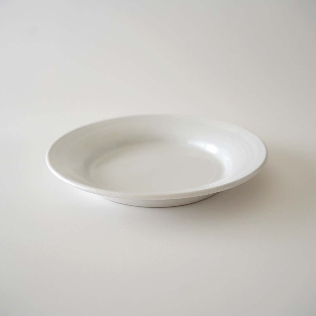 ルーマニア・白リム皿（大） | 黄魚オンラインショップ