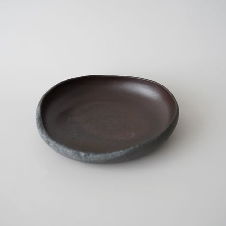渡辺隆之・薪窯 / だ円皿 ・黒①