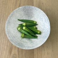 山田憲栄 / アルミ浅鉢（円）20cm
