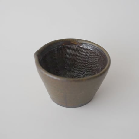 22 壷田亜矢 / すり鉢