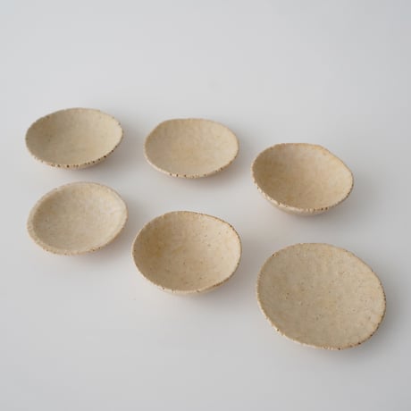 高田かえ・白土豆器