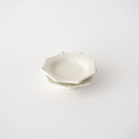 十場あすか・八花豆皿