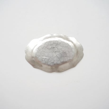 山田憲栄 / アルミ豆皿（楕円）花リム
