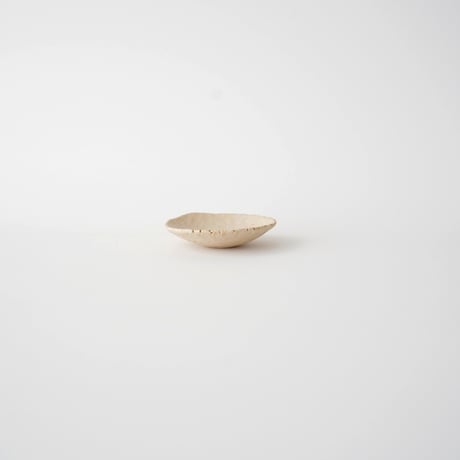 高田かえ・白土豆器
