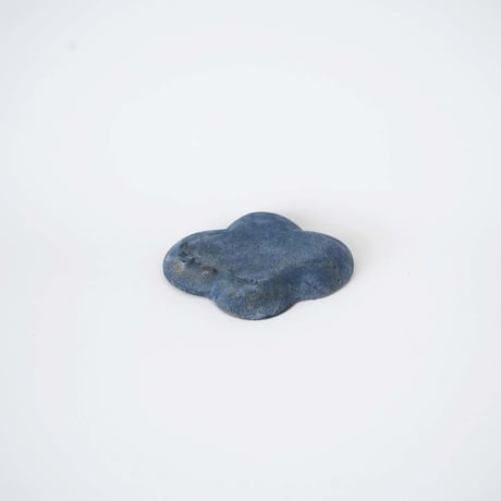 水谷智美・四葉小皿（藍）