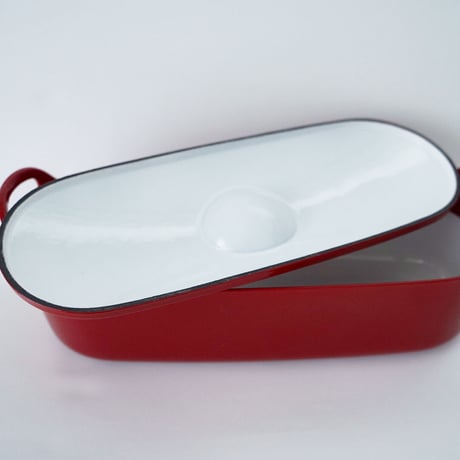 sarapaneva オーバルの真っ赤な鍋