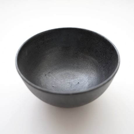 阿久津真希・どんぶり (黒)