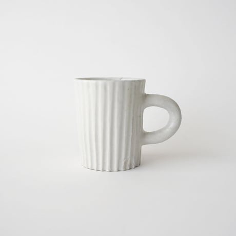 57 壷田亜矢 / コーヒーカップ（白磁）