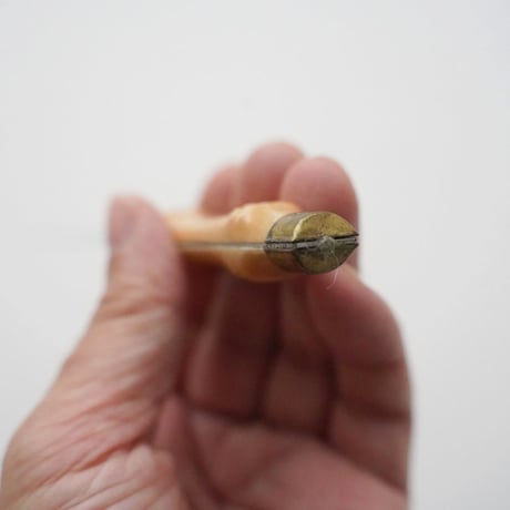 竹みたいなプラスチックのチーズナイフ