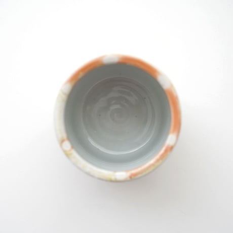 38 壷田亜矢 / 蓋物（白磁）