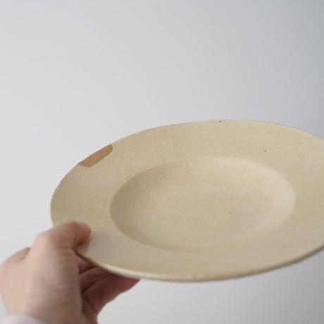 笠原りょうこ・古陶 深リム皿（白漆直し）