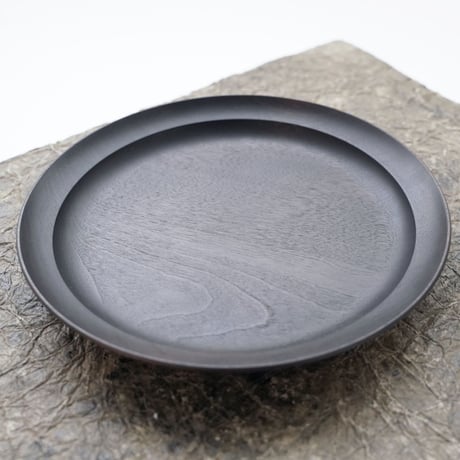 後藤睦・Suomiプレート・8寸 / 鉄媒染 (カバ)