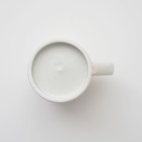 24 竹下努・青白磁切立コーヒーカップ