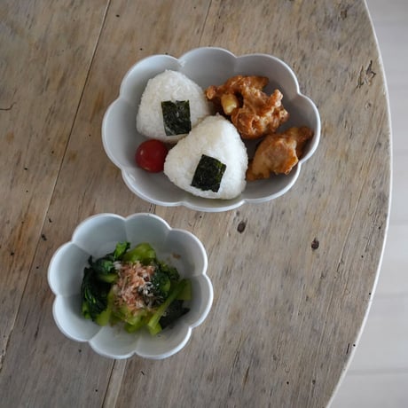 鈴木まどか・白瓷輪花楕円鉢 (大)