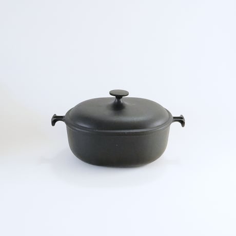 ビンテージ・ル・クルーゼ / マットブラック・25cm（オーバル）