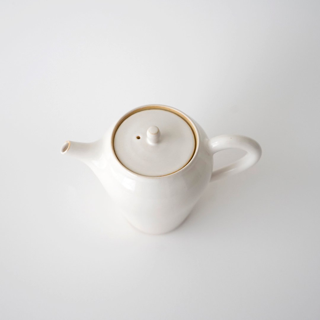 丘上八雲・ポット (白) ⑤ | 黄魚オンラインショップ