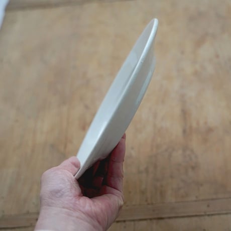 Pyroblan Porcelaineのビストロ・白ケーキ皿