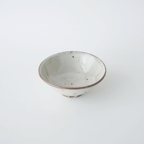 角掛政志・飯碗 / 粉引