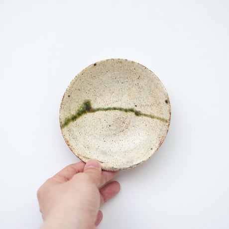 24 木曽志真雄・小皿 粉引緑彩