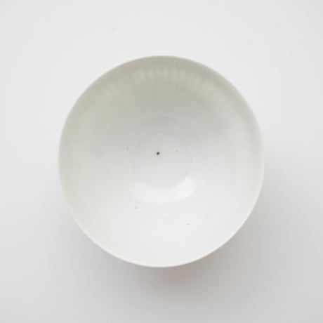 17 竹下努・青白磁飯碗 (大) / しのぎ