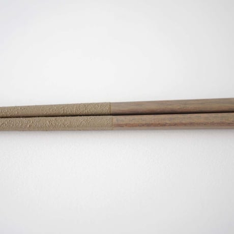 平岡正弘・白漆の箸