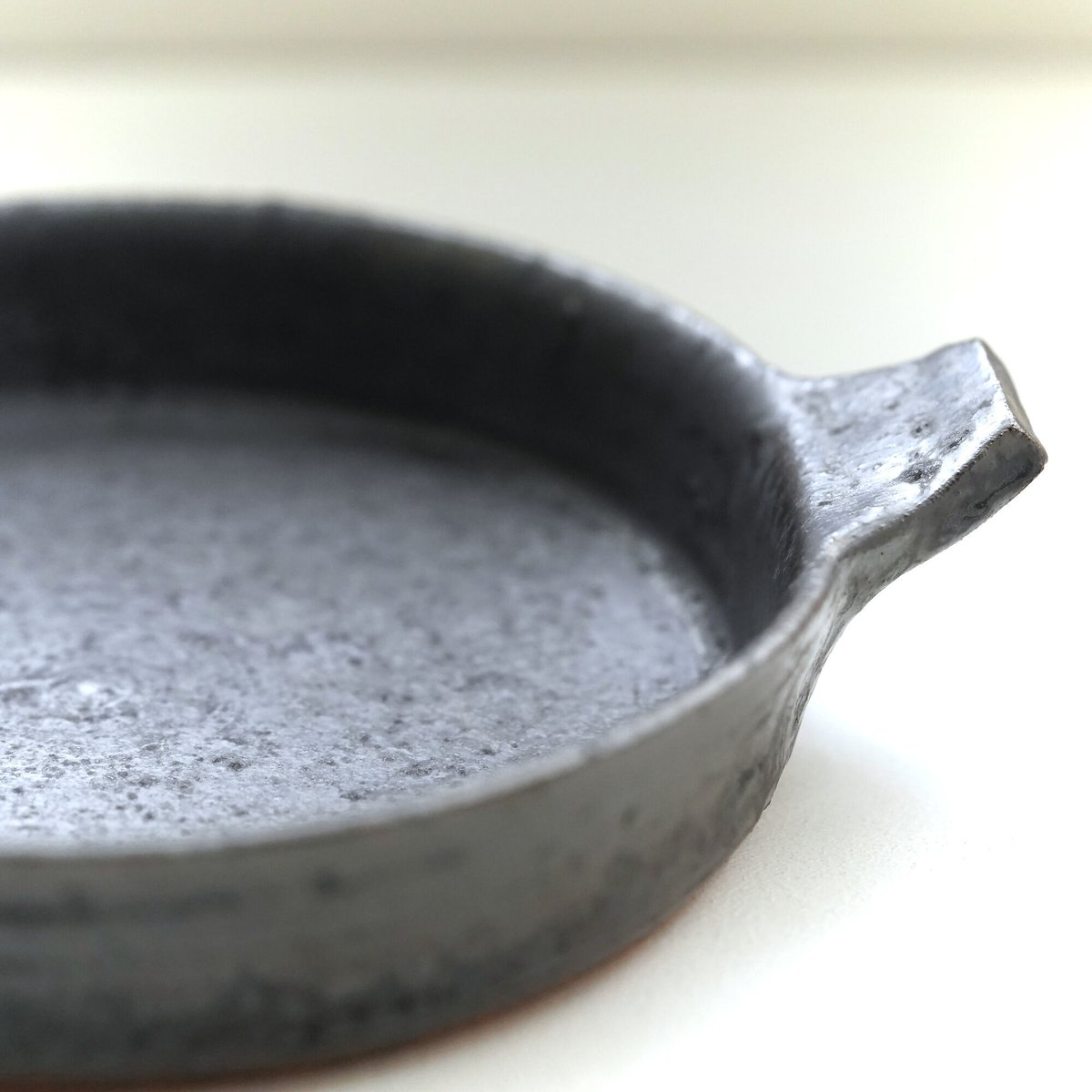 ◻️作家 遠藤素子さん◻️長皿 鉄釉◻️2点◻️新品未使用 m18718920828_1.jpg?1756276649