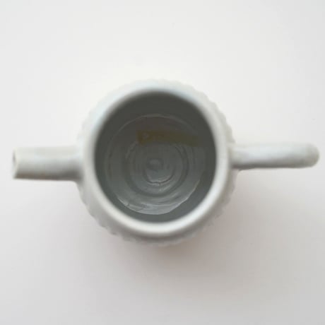 50 壷田亜矢 / 注器（白磁）