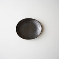 庄司理恵・黒/オーバル皿（中）