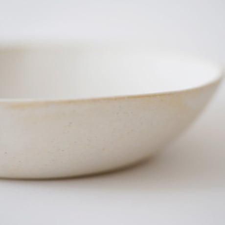 平野敏子・丸皿（白）