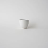 4 壷田亜矢 / 湯呑み（白磁）