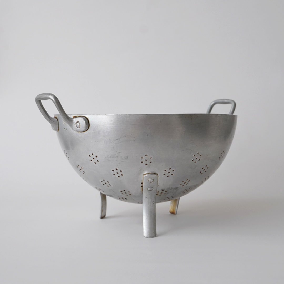 フランスアンティーク アルミ穴あきたらい フランスアンティーク アルミ穴あきたらい フランスアンティーク