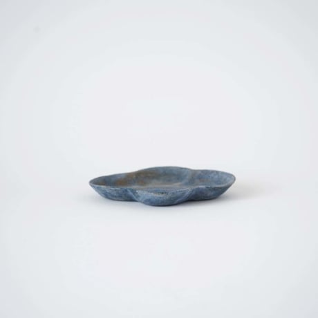 水谷智美・四葉小皿（藍）