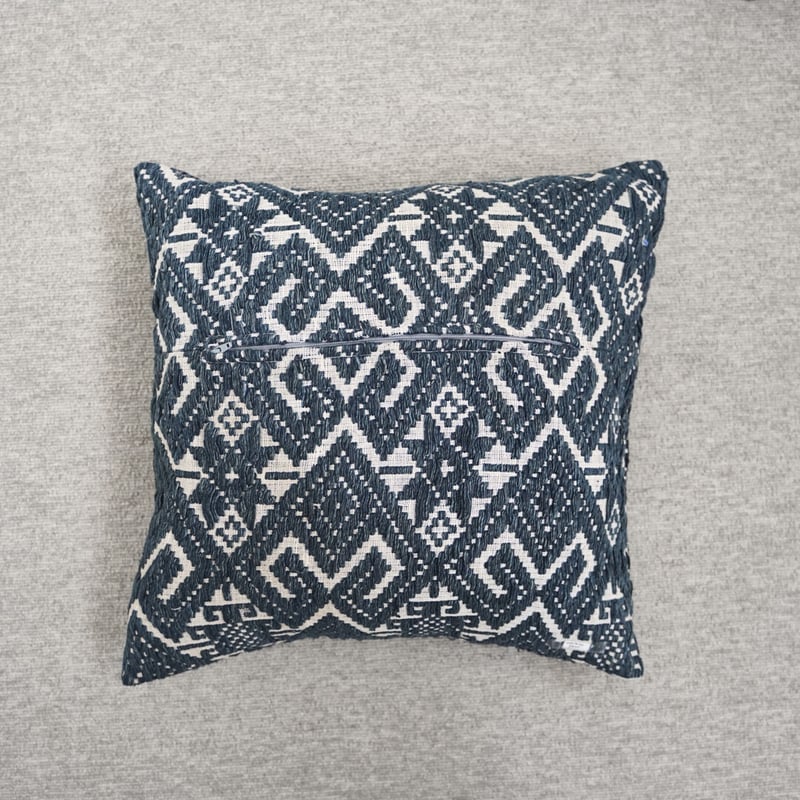 ラス1 黒川イザナ クッションカバー リサ・ラーソンデザインのクッションカバー（マイキーフレンズ