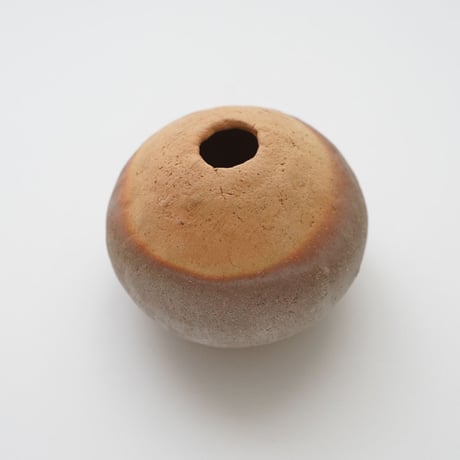 壷田亜矢 / 花器 ① まる