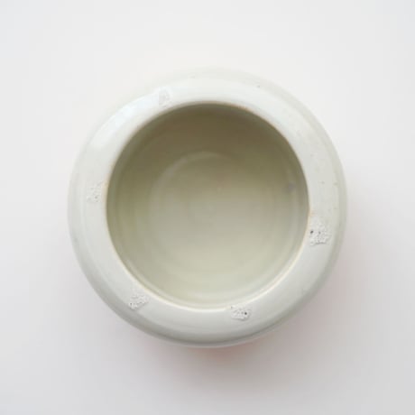 75 壷田亜矢 / 蓋物（薩摩土）