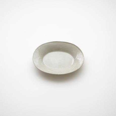 今井律湖・楕円小皿（白）