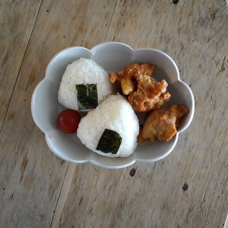 鈴木まどか・白瓷輪花楕円鉢 (大)