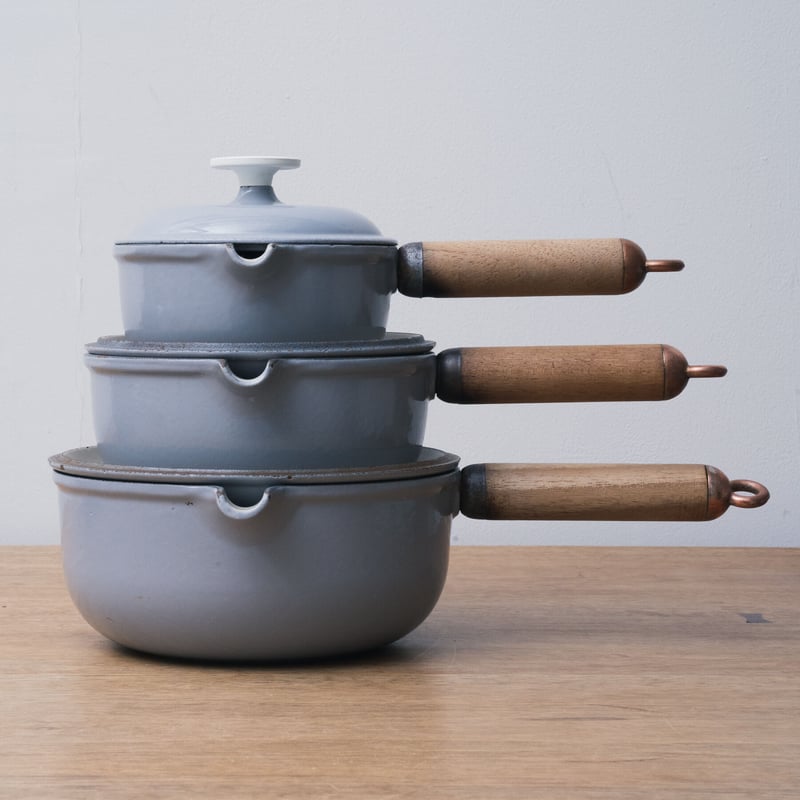 ゴン太さま専用。ル・クルーゼ 片手鍋 LE CREUSET ビンテージ ヴィンテージ ルクルーゼ ホーロー鋳物片手鍋
