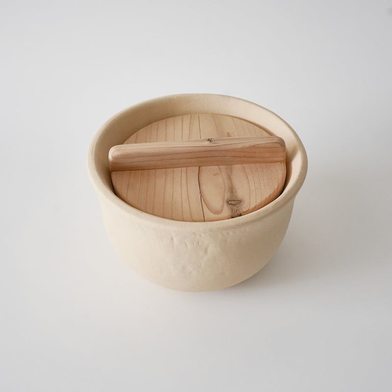渡辺隆之さん　土鍋　白　小サイズ 渡辺隆之さん 土鍋 白 小サイズ 渡辺隆之・土鍋 小 / 白 | 黄魚オンライン