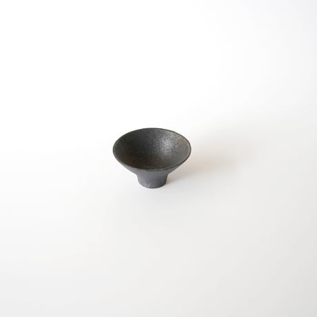 田代倫章・黒ぐい呑み