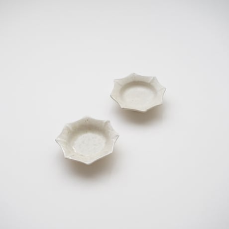 十場あすか・八花豆皿